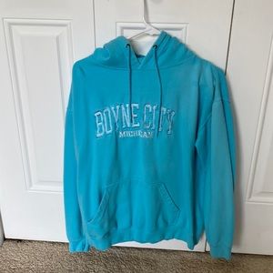 Women’s hooded sweatshirt